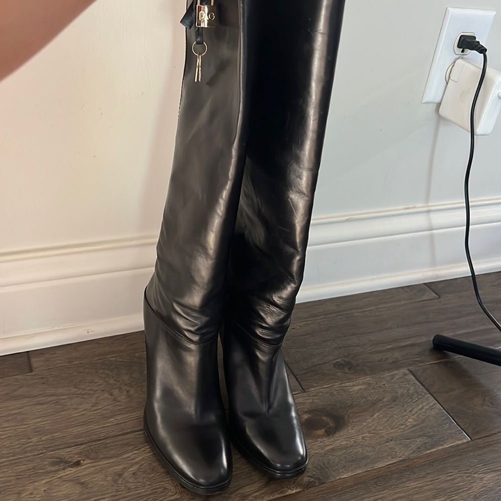 D&G Black leather